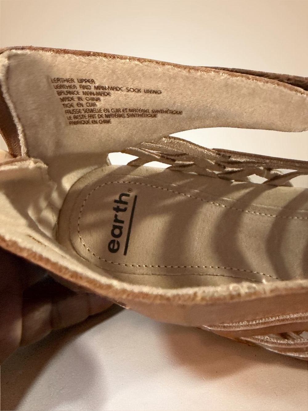 Earth Shoes Camellia Marconi Gladiators - Size 10 - Picture 2 of 15
